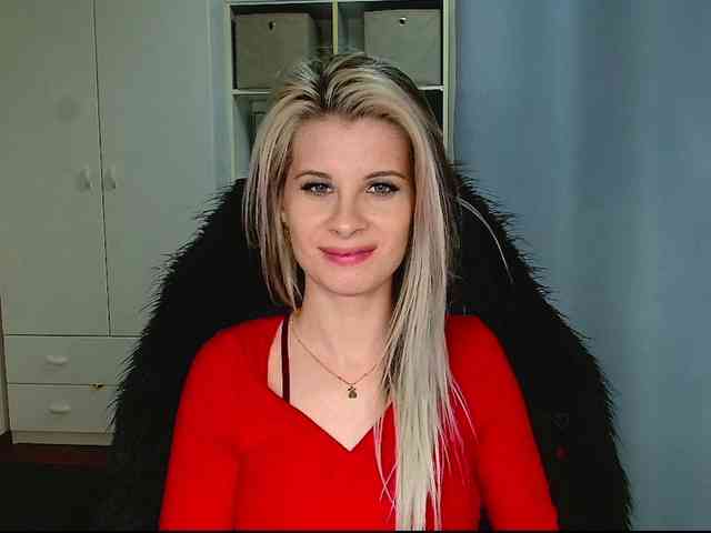 KristineNatural webcam