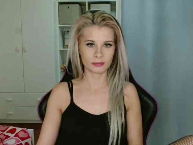 KristineNatural webcam