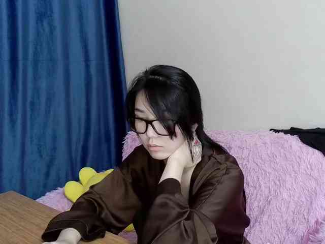 Roxysin Live Webcam on BongaCams