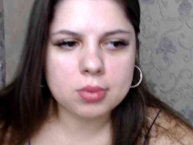Lola-Cash webcam