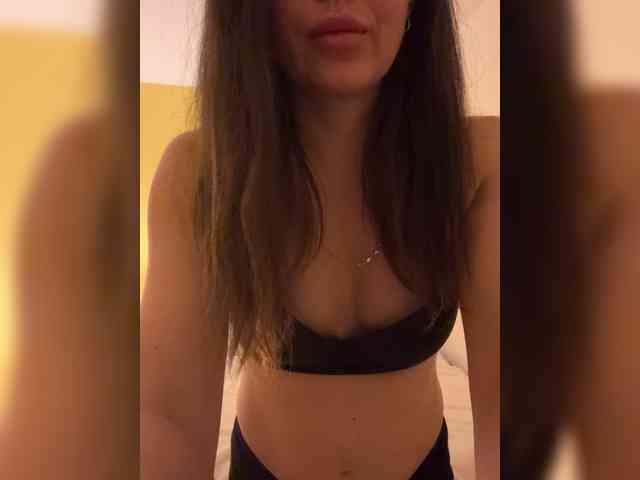 AnnaHott Live Webcam on BongaCams