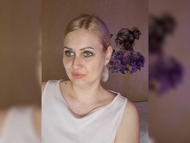 Enni1's BongaCams show and profile