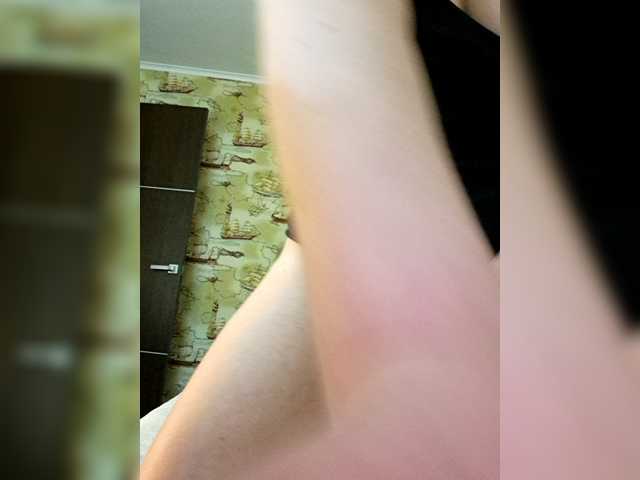 Enni1's BongaCams show and profile