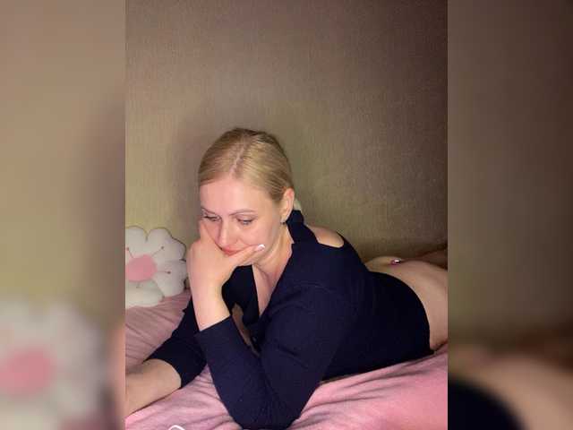 Enni1's BongaCams show and profile