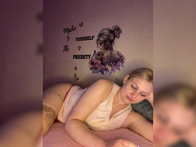 Enni1's BongaCams show and profile