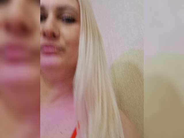 Enni1's BongaCams show and profile