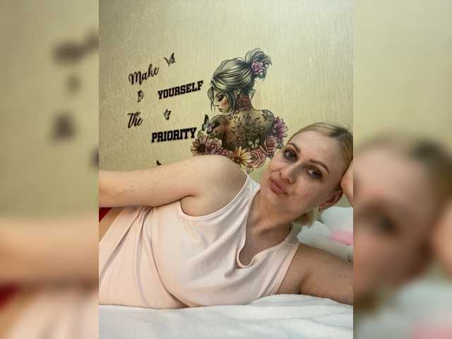 Enni1's BongaCams show and profile