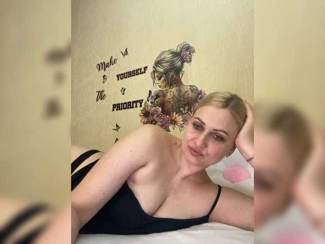 Enni1's BongaCams show and profile