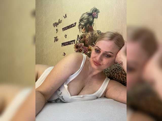 Enni1's BongaCams show and profile