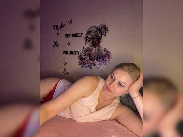 Enni1's BongaCams show and profile