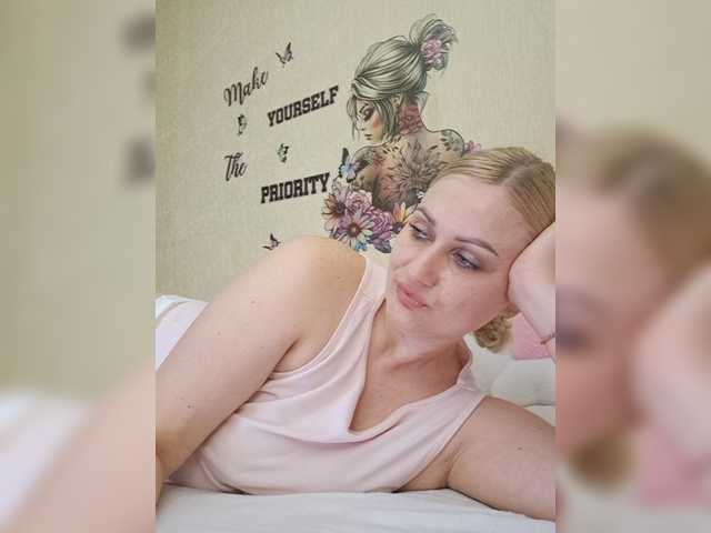 Enni1's BongaCams show and profile