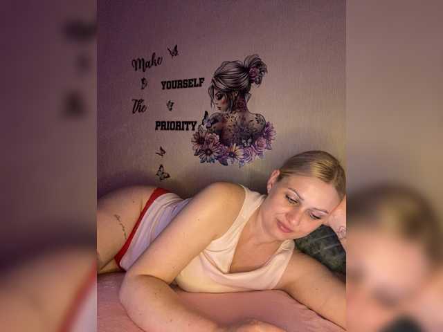 Enni1's BongaCams show and profile