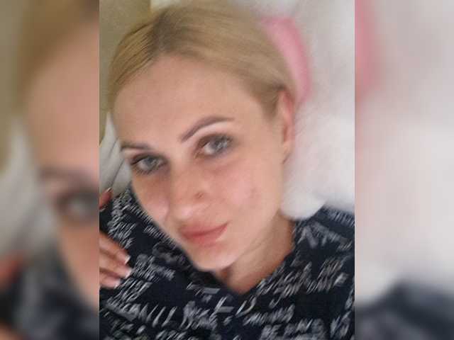 Enni1's BongaCams show and profile