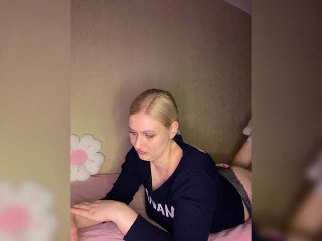 Enni1's BongaCams show and profile