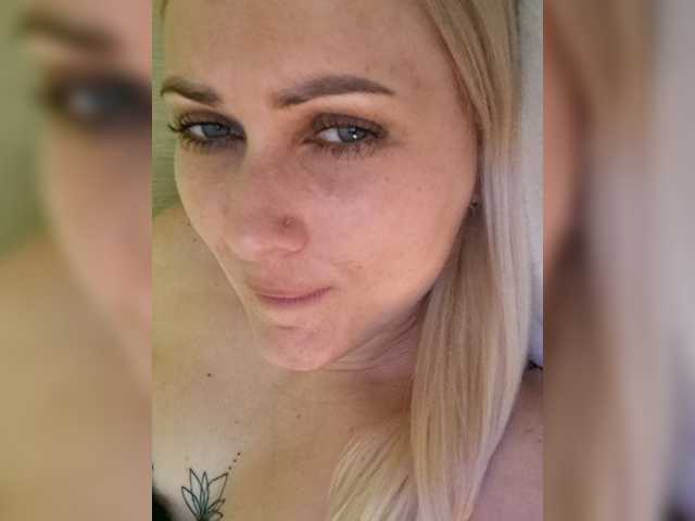 Enni1's BongaCams show and profile