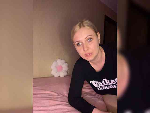 Enni1 Live Webcam on BongaCams