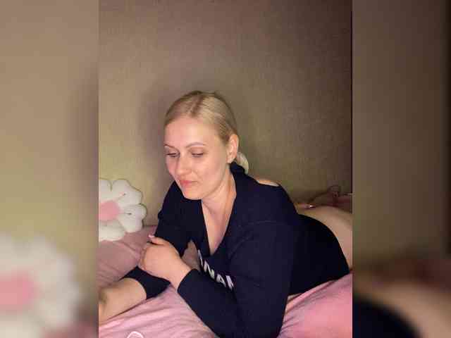 Enni1 Live Webcam on BongaCams