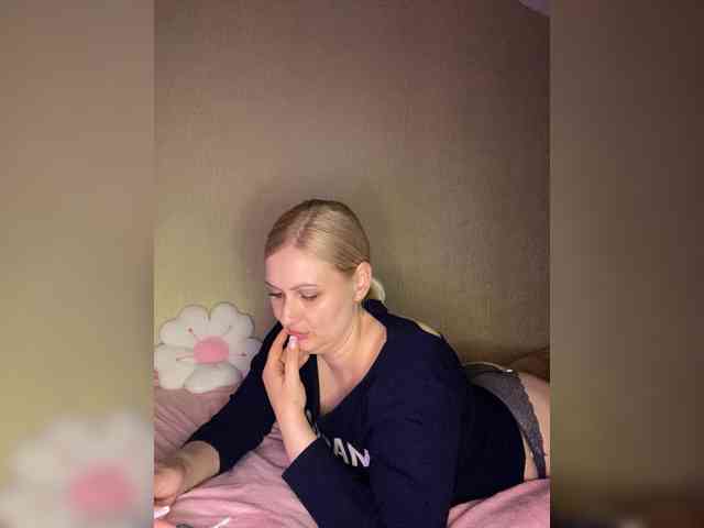 Enni1 Live Webcam on BongaCams