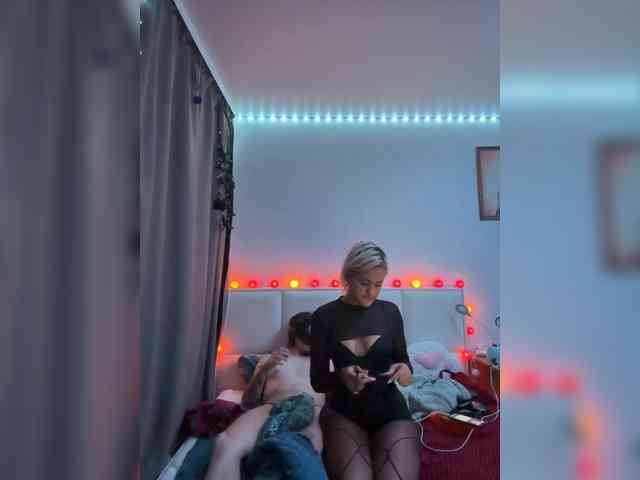 VelvetPair webcam
