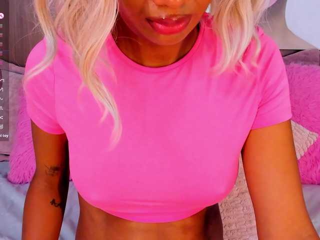 ImaniOkoye's BongaCams show and profile