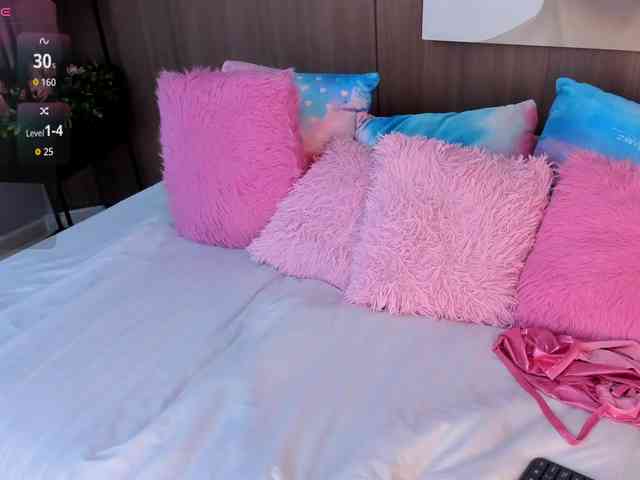 ImaniOkoye webcam
