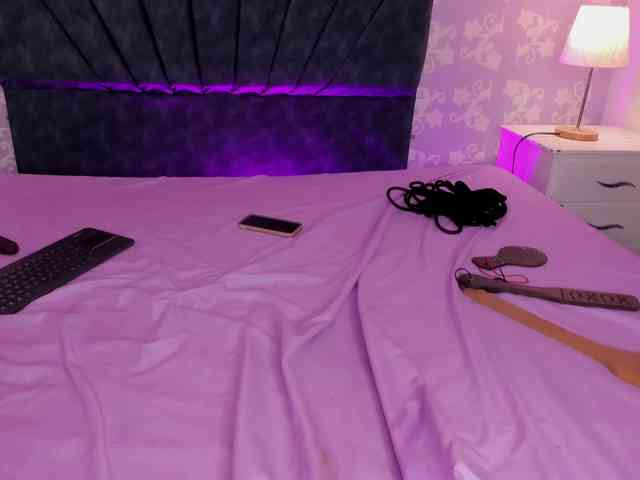 LittleKloe Live Webcam on BongaCams