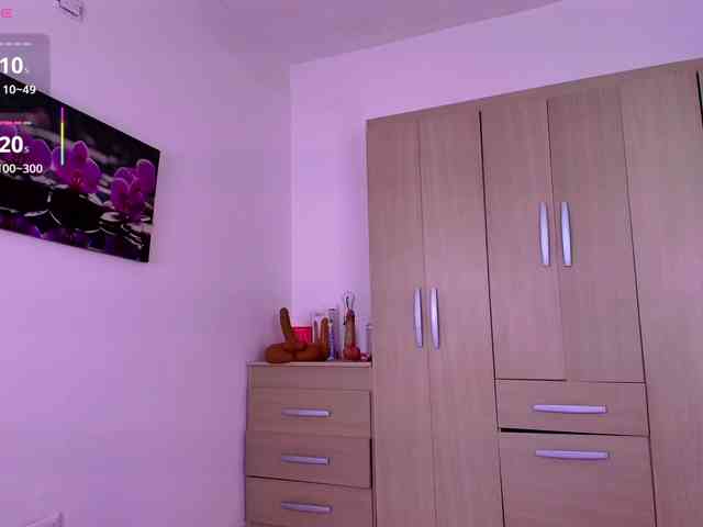 Natalia-Valencia webcam