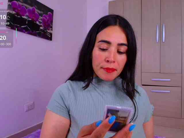 Natalia-Valencia Natalia-Valencia