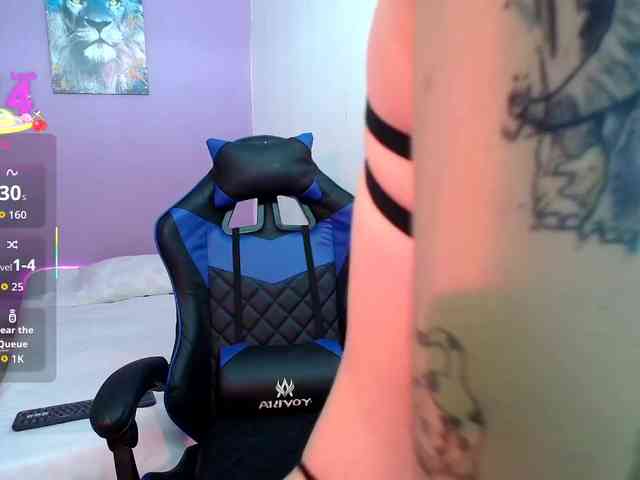 alana-7 webcam