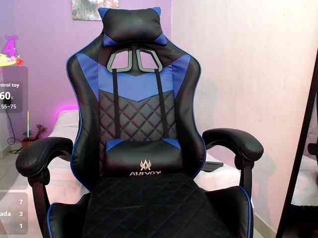 alana-7 webcam