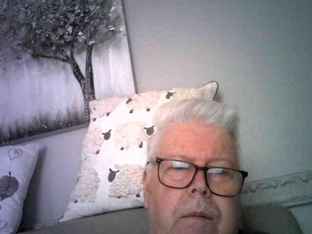 silverfox1960 Live Webcam on BongaCams