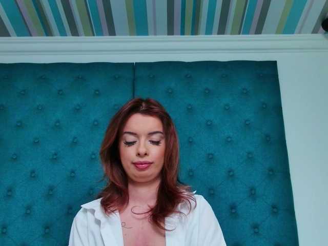 LollyShine from BongaCams