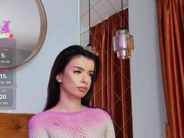 LollyShine Live Webcam on BongaCams