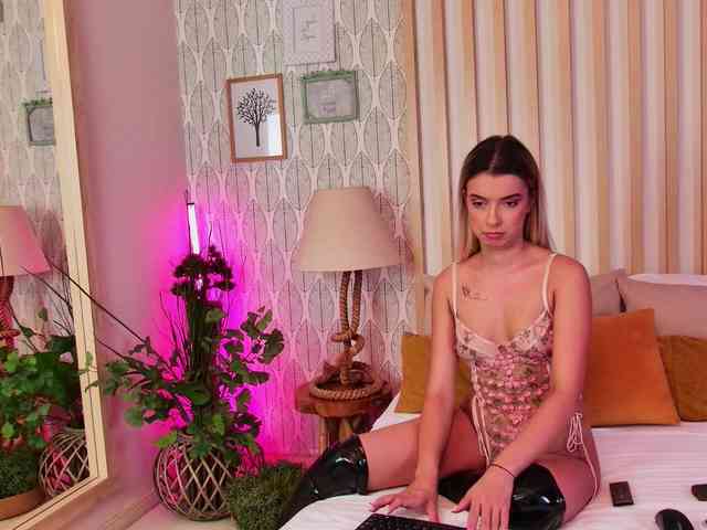 LollyShine webcam