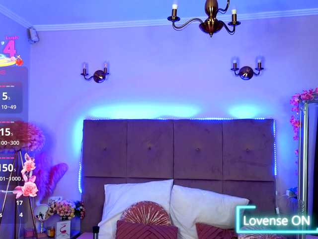 NicoleBondd's BongaCams show and profile