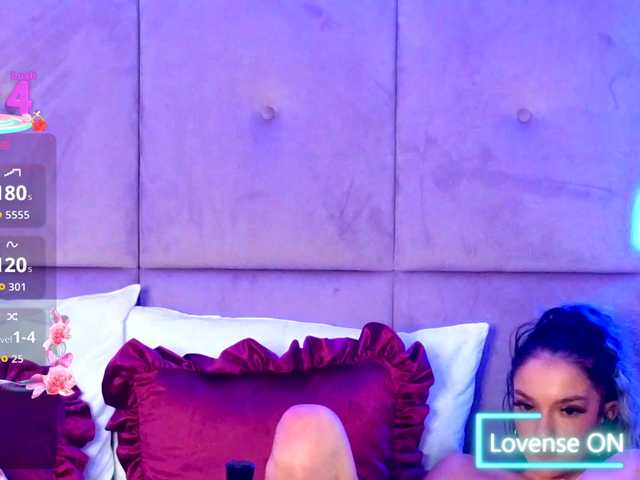 NicoleBondd's BongaCams show and profile