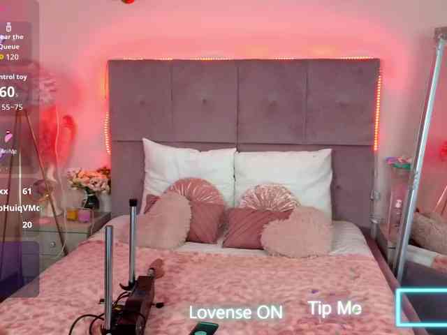 NicoleBondd webcam