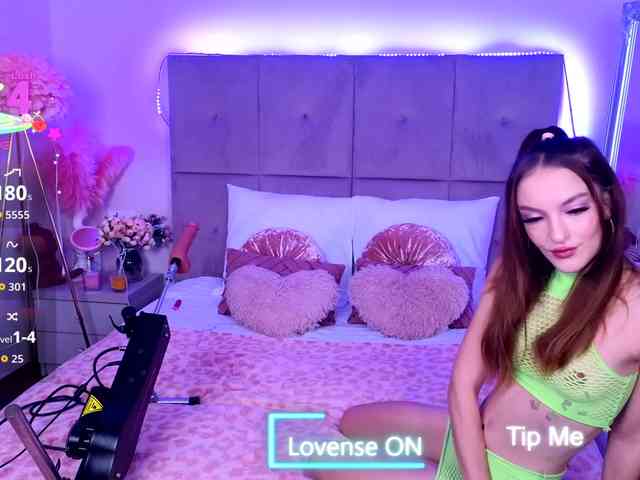 NicoleBondd NicoleBondd