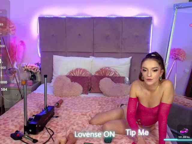 NicoleBondd webcam