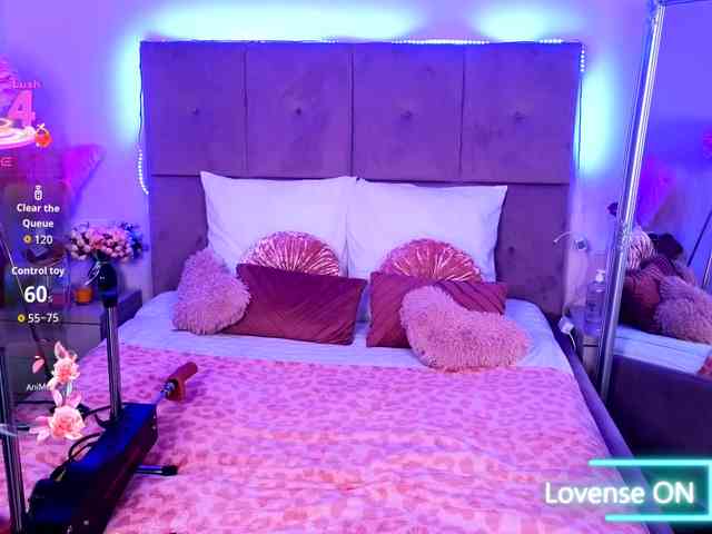 NicoleBondd NicoleBondd