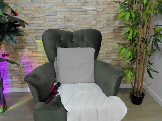 KamaFeels's BongaCams show and profile