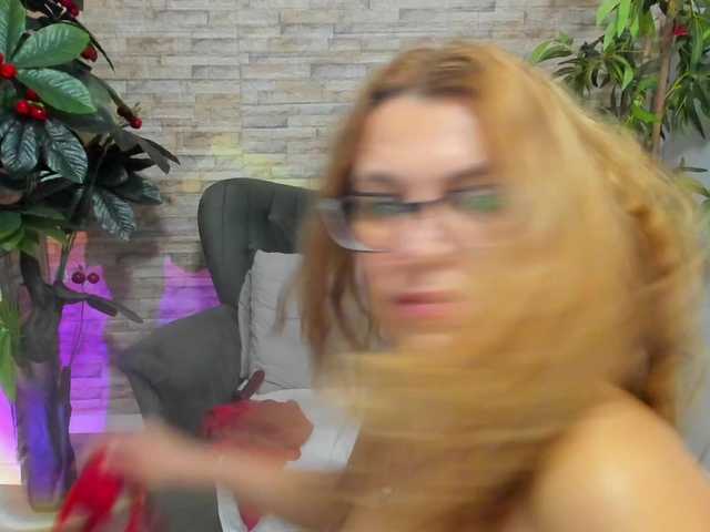 KamaFeels's BongaCams show and profile