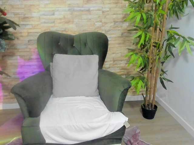 KamaFeels's BongaCams show and profile