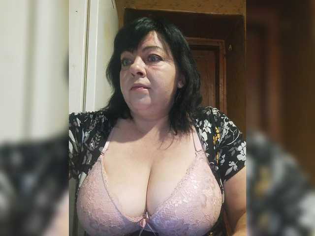 Holly-Molly69 from BongaCams is Freechat