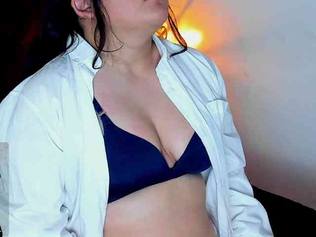 bonnyboob webcam