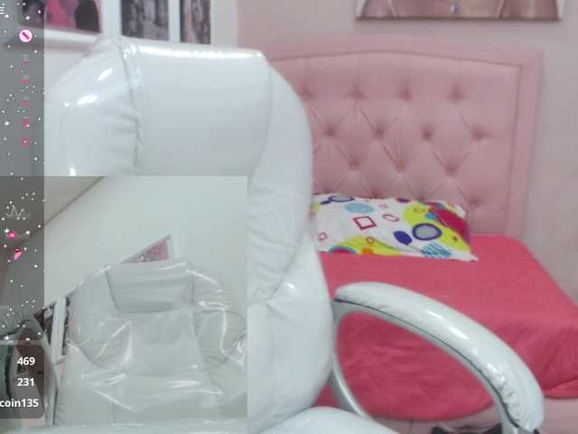 zoe-cortezz webcam bongacams model stream image