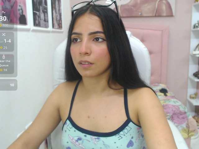 zoe-cortezz from BongaCams is Freechat