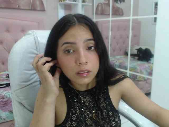 zoe-cortezz zoe-cortezz