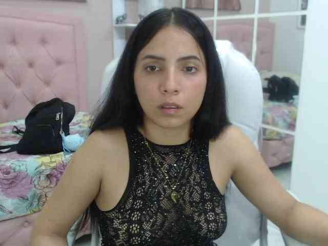 zoe-cortezz zoe-cortezz