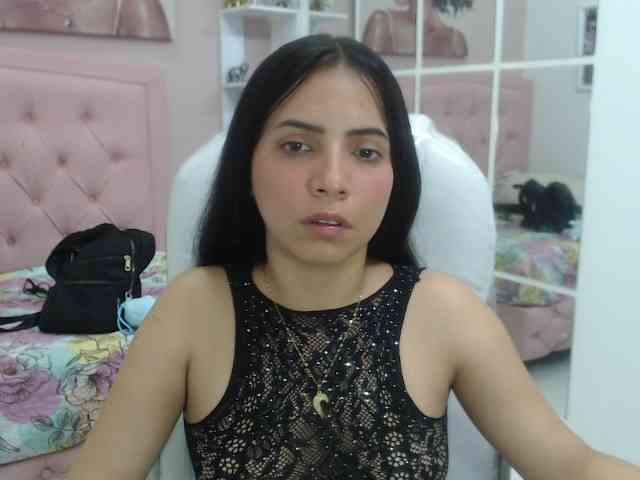 zoe-cortezz zoe-cortezz